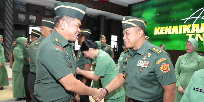 Kepala Staf Angkatan Darat (Kasad) Jenderal TNI Maruli Simanjuntak menerima Laporan Korps Kenaikan Pangkat 23 Perwira Tinggi (Pati) TNI AD di Markas Besar Angkatan Darat (Mabesad), Jakarta Pusat, Selasa, 26 Agustus 2025. (Foto: Dinas Penerangan Angkatan Darat)