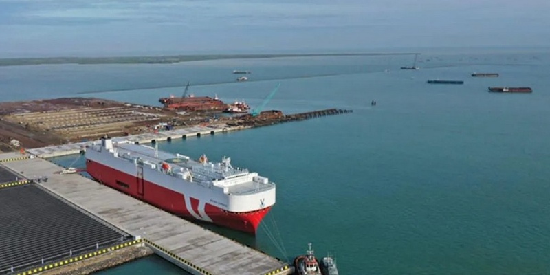 Bau Busuk Praktik Oligarki Merebak di PSN Pelabuhan Patimban