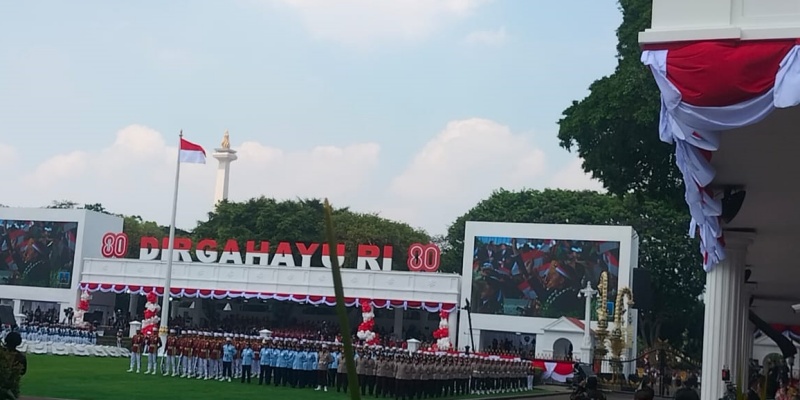 Lagu Hari Merdeka Dinyanyikan Siswa Sekolah Rakyat
