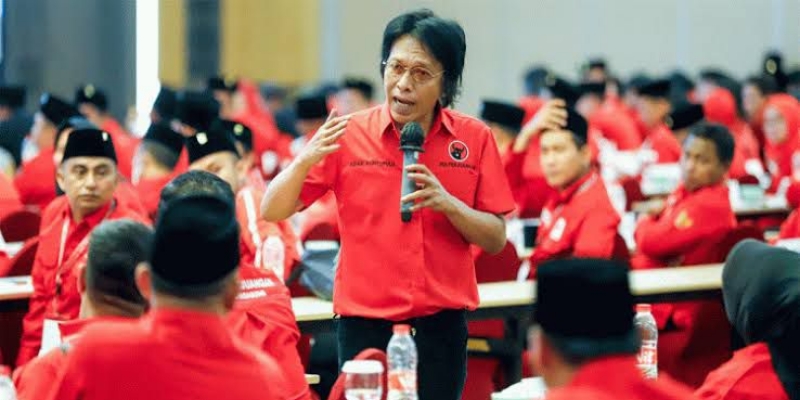 Jadi Wasekjen PDIP, Adian Strategis Raih Simpati Rakyat