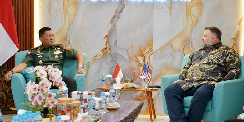 Kapuspen TNI dan Atase Pers Kedubes AS Perkuat Diplomasi Informasi
