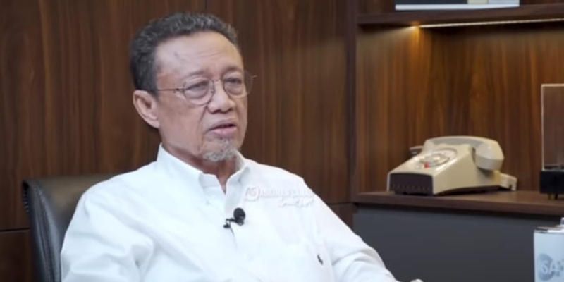 Ryaas Rasyid: Jokowi Tak Punya Ijazah UGM!