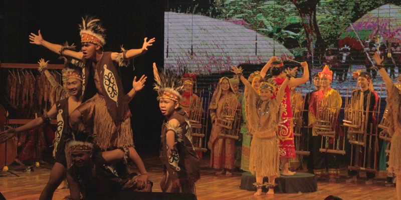 Angklung Ujung Tombak Diplomasi Budaya Indonesia