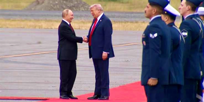 Rusia Gempur Ukraina Pakai Puluhan Drone Saat Trump-Putin Gagal Deal Gencatan