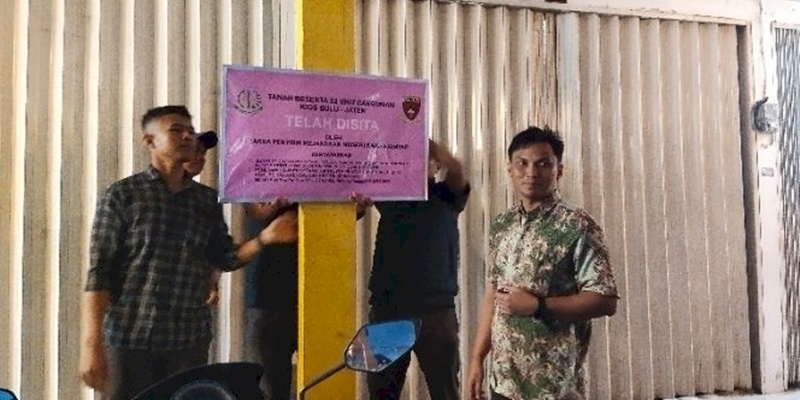 Kejari Karanganyar Sita 52 Kios Imbas Korupsi Sewa