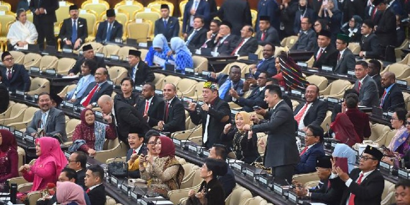 Kepongahan Anggota DPR Bikin Rakyat Marah