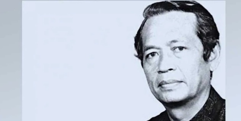 Mochtar Lubis Terima Bintang Budaya Parama Dharma