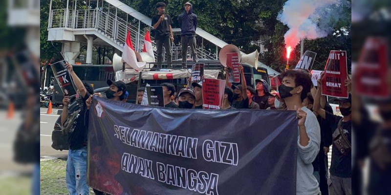 Aliansi Remaja Indonesia Bersatu Kritik Keras Kinerja BGN