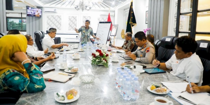 Ini Kata Gubernur Jateng soal Pemakzulan Bupati Sudewo