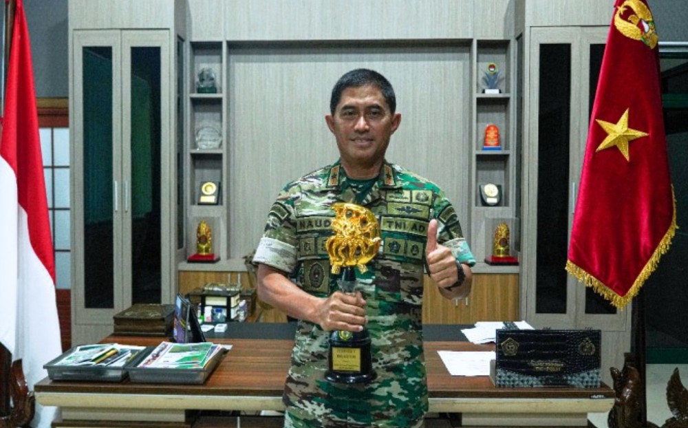 Profil Mayjen Naudi Nurdika, Dankodiklat TNI Lulusan Artileri Medan