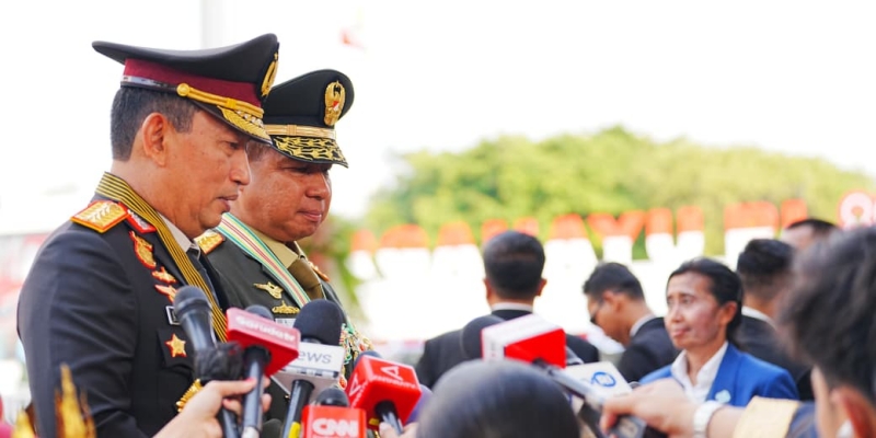 Kapolri dan Panglima TNI Apresiasi Warga yang Tertib Hadiri HUT RI ke-80 di Istana