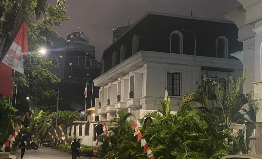 Rumah Eko Patrio Tidak Benar Dirusak Massa