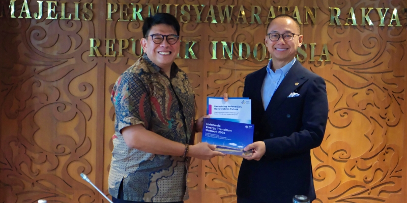 Serap Aspirasi NGO, Eddy Soeparno Bicara Urgensi Payung Hukum EBET dan Ketenagalistrikan