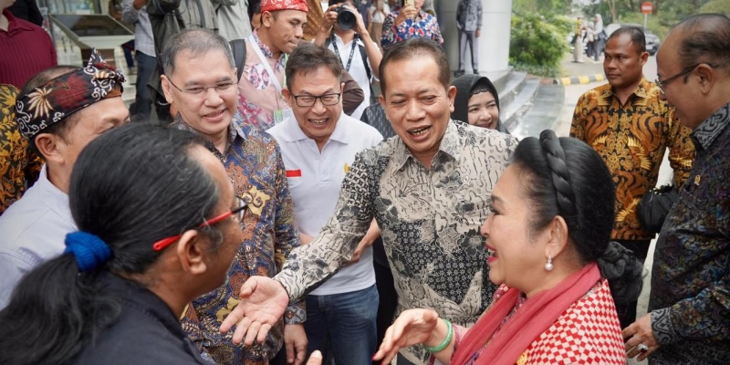 Ferry Juliantono Dorong Komunitas Agroforestri Naik Kelas Lewat Koperasi