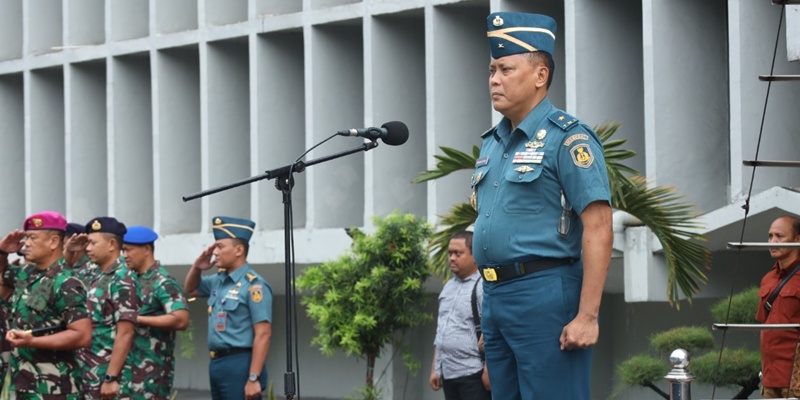 Kenyang Penugasan di Bidang Intelijen, Ini Jabatan Baru Laksma Bambang