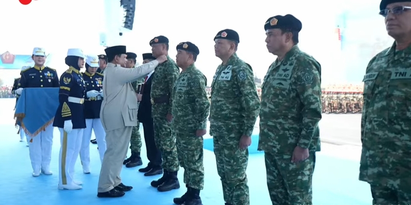 Presiden Prabowo Resmi Lantik Jenderal Tandyo Budi Revita sebagai Wakil Panglima TNI