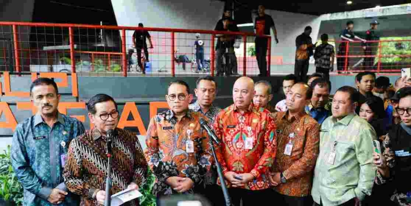 Pramono Anung Ikut Naikkan PBB