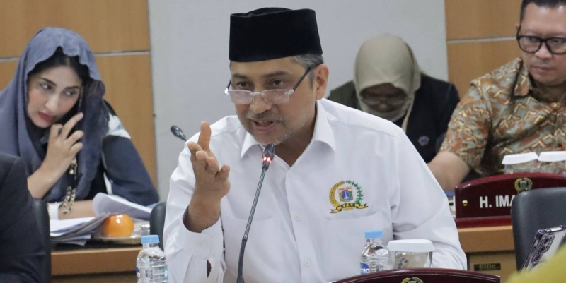 DPRD DKI Usul Tempat Ibadah Jadi Pojok Baca