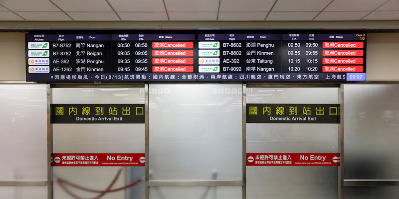 Taiwan Selatan Lumpuh Jelang Kedatangan Topan Podul, Ribuan Dievakuasi