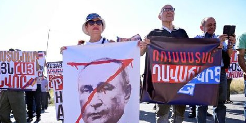 Armenia Tolak Kehadiran Pangkalan Militer Rusia di Gyumri