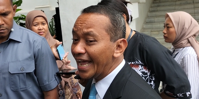 Bahlil Klarifikasi Isu Gibran Tak Salaman: Salah Ambil Gambar Itu!