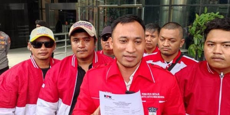 Usut Tuntas Legislator DPR Korupsi CSR BI