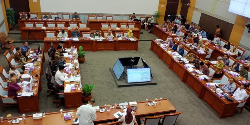 DPR Ngebut Sahkan RUU Haji Tanggal 26 Agustus 2025