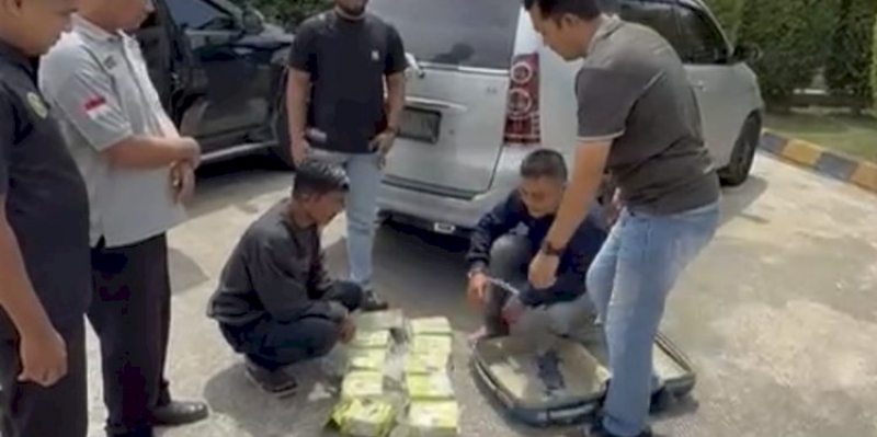 Kurir Dijanjikan Ratusan Juta Asal Selundupkan 10 Kg Sabu ke Palembang