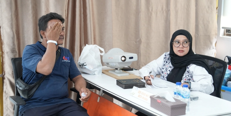 Ratusan Pekerja Pelabuhan Periksa Kesehatan Gratis