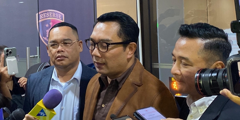 Ridwan Kamil-Lisa Mariana Tak Seruangan saat Tes DNA
