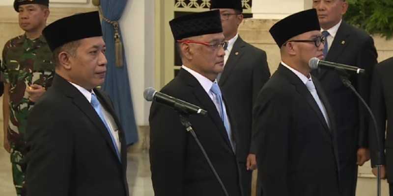 Ferry Juliantono Naik Jadi Menkop Gantikan Budi Arie