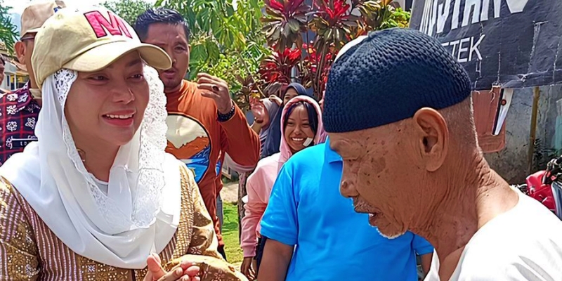 Warga Jual Ternak Demi Perbaiki Jalan, Bupati Brebes: Anggaran Sudah Ada Sejak Maret