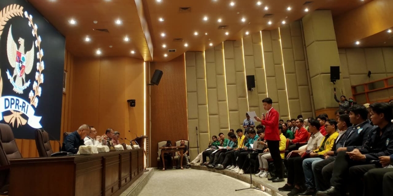 DPR Didesak Bentuk Tim Investigasi Independen Usut Kekerasan Demonstrasi