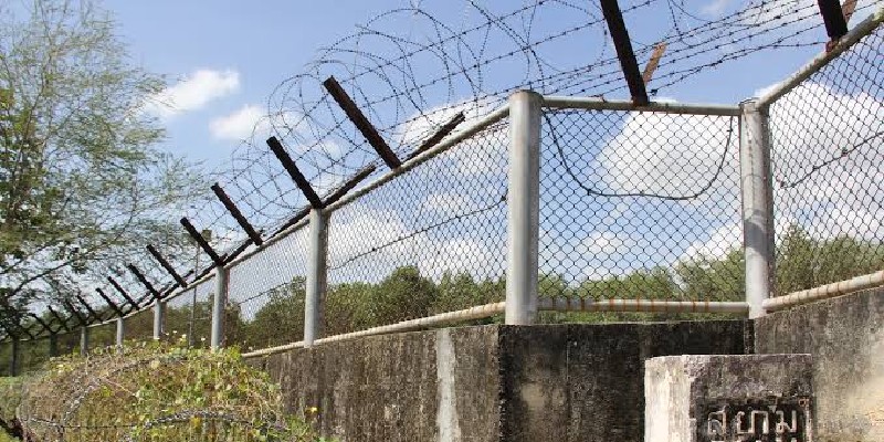 Thailand Bangun Pagar Besi 10 Kilometer di Perbatasan Kamboja