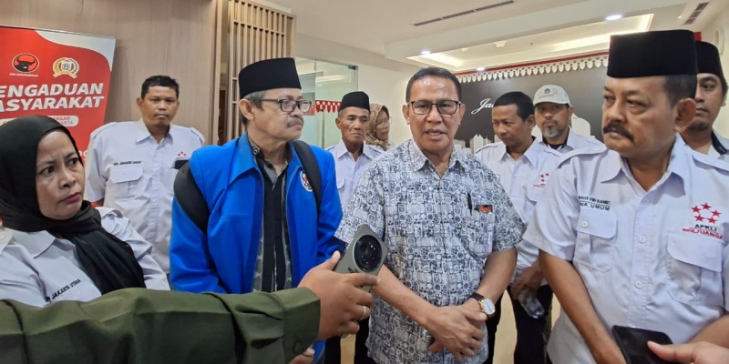 PDIP Perjuangkan Aspirasi PKL dan Warteg soal Raperda KTR