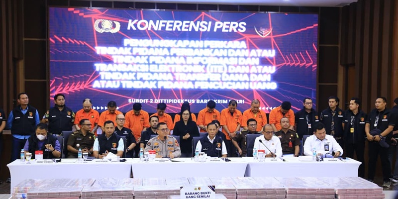 Bareskrim Tangkap 9 Pembobol Rekening Bank Pelat Merah Senilai Rp204 Miliar
