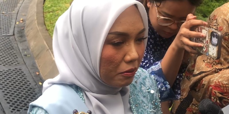 Digadang Jadi Wamenkop, Farida Faricha Tiba di Istana Pakai Kebaya