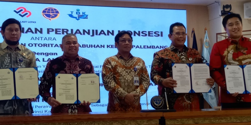 Proses Penandatanganan Konsesi di Kantor Kemenhub. (Foto: RMOL/Ahmad Alfian)