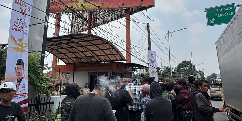 Perwakilan Masyarakat Aceh Gelar Unjuk Rasa di Kantor PKS