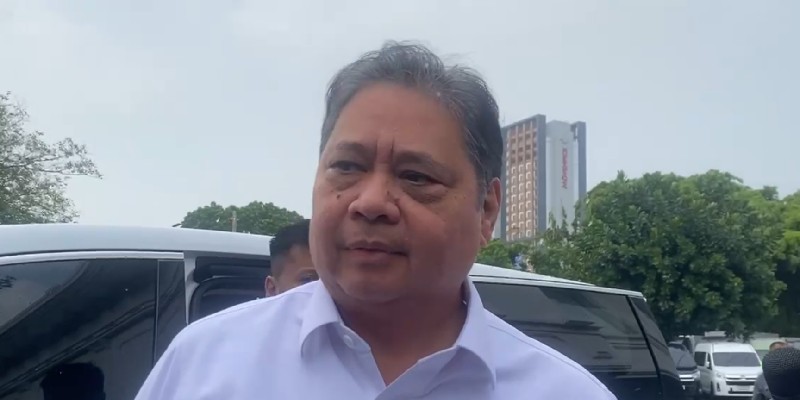 Airlangga Pastikan Stabilitas Ekonomi Tak Terganggu Pergantian Menkeu