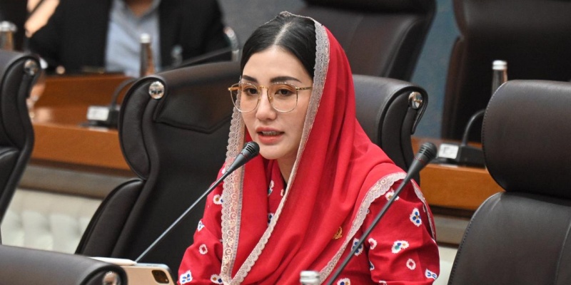 Legislator PDIP Puji Prabowo Sejahterakan Petani Lewat Kenaikan HET Beras