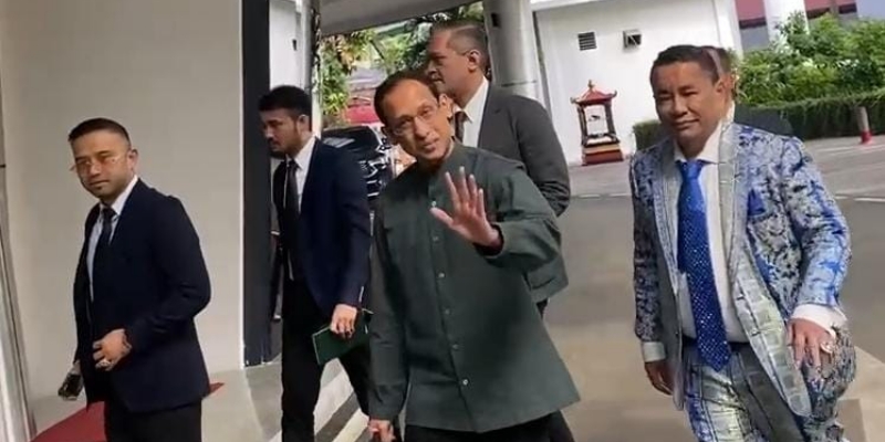 Kejagung Tetapkan Nadiem Makarim Tersangka Kasus Korupsi Chromebook