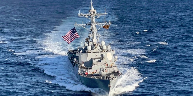 Jet Tempur F-16 Venezuela Terbang Mendekati Kapal Perang AS