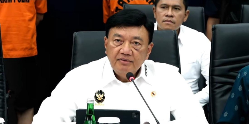 Publik Berhak Tahu Alasan Pencopotan Budi Gunawan