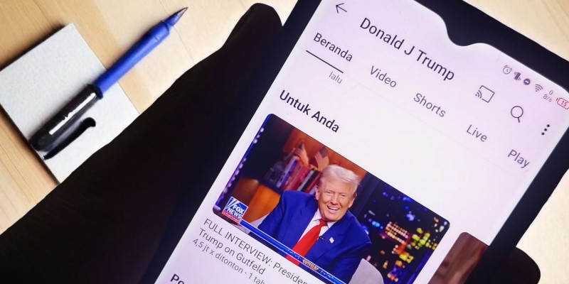 YouTube Bayar Rp404 Miliar Akibat Blokir Akun Trump