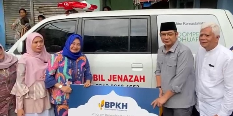 Pasha Ungu Gandeng BPKH Salurkan Bantuan Mobil Jenazah Buat Warga