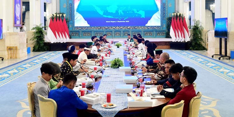 Mendengar Keluhan Mahasiswa