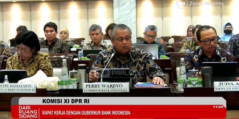 Gubernur BI Ungkap Konsumsi Masih Lesu dan Lapangan Kerja Terbatas