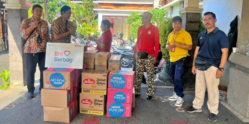 BNI Gerak Cepat Salurkan Bantuan Darurat untuk Korban Banjir Bali dan NTT