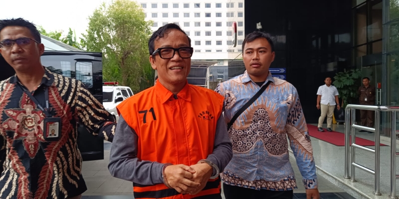 Noel Ebenezer Akui Ada Penerimaan Lain Saat Jabat Wamenaker